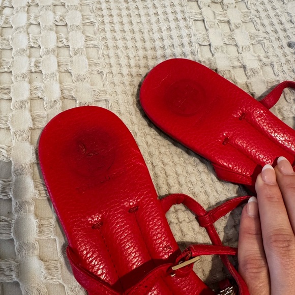 Tory Burch Emmy Leather Thong Logo Sandal - Picture 3 of 3